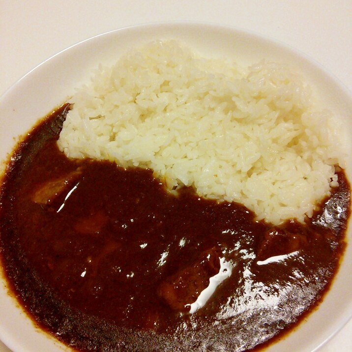 レトルトカレーをもっと美味しく♪ビーフカレーライス